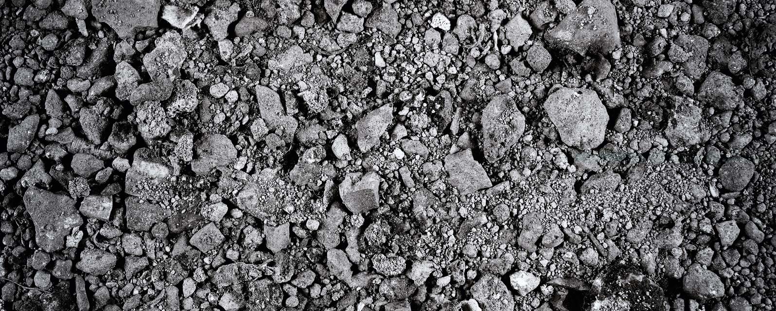 Incinerator bottom ash